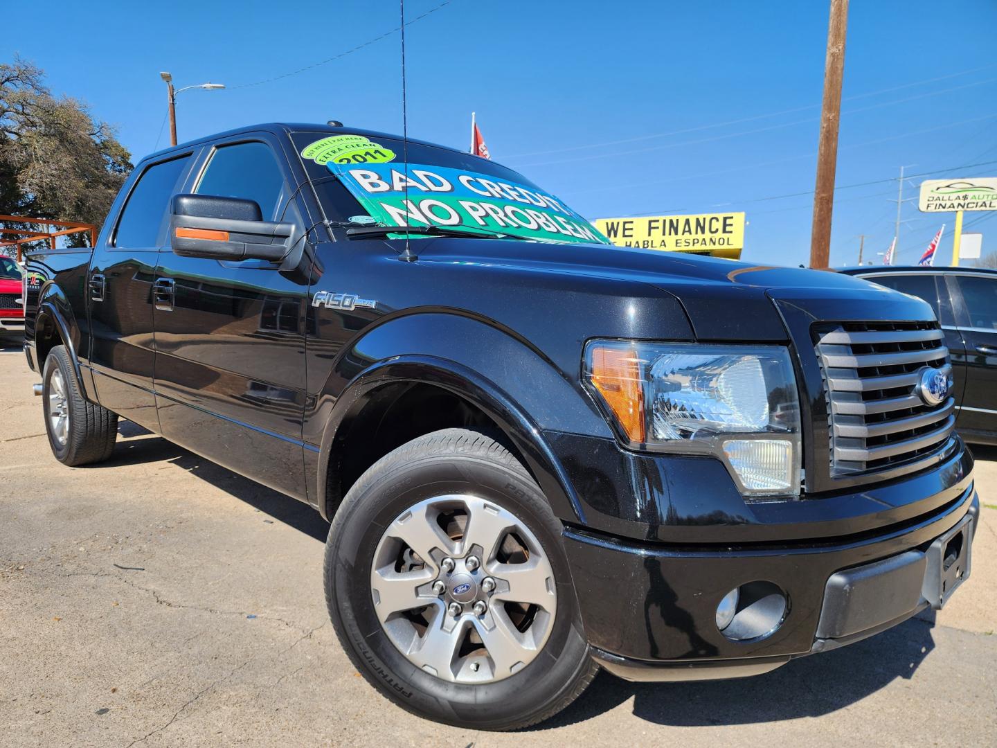 2011 BLACK Ford F-150 FX2 SuperCrew 5.5-ft. Bed 2WD (1FTFW1CF9BK) with an 5.0L V8 engine, 4-Speed Automatic transmission, located at 2660 S.Garland Avenue, Garland, TX, 75041, (469) 298-3118, 32.885551, -96.655602 - Photo#0